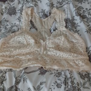 Torrid cream bralette size 1